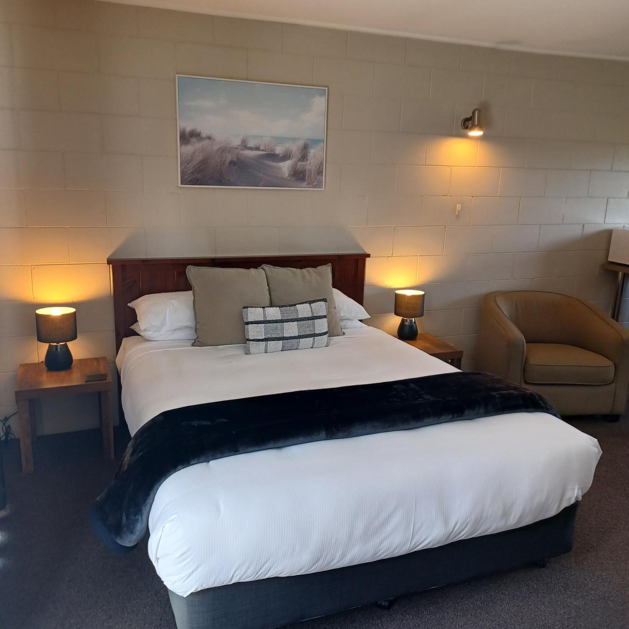 Flaxbourne Motels Ward エクステリア 写真