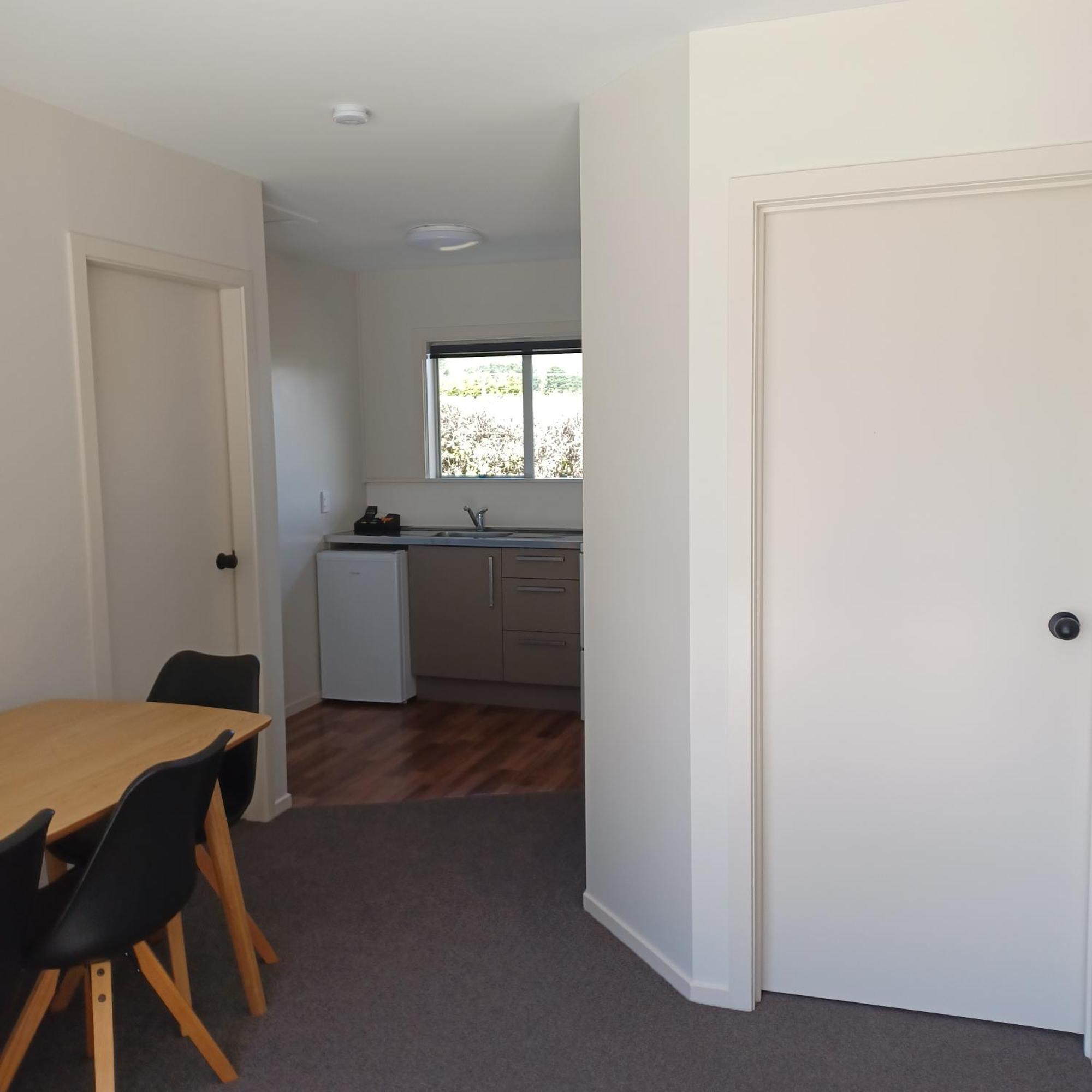 Flaxbourne Motels Ward エクステリア 写真